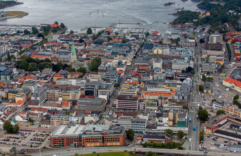 Bilde av bolig i Kristiansand med tilgjengelig boligpriser og boligprisestimater for 2025